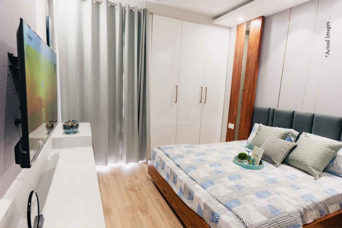 Primeland The Rising Palm Floors image 2