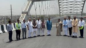 Union Minister Nitin Gadkari inspects 6-lane DND-Faridabad-Sohna highway project